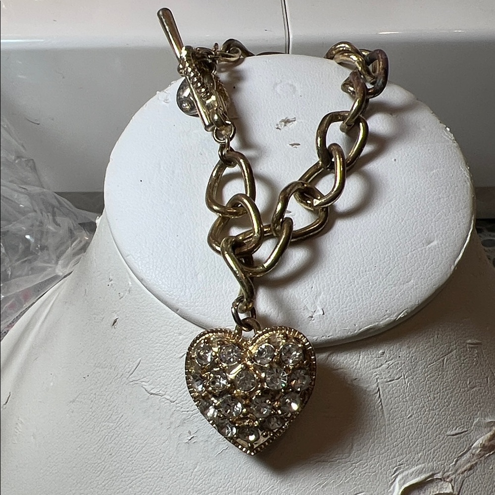 Gold Heart Pendant Chain Bracelet